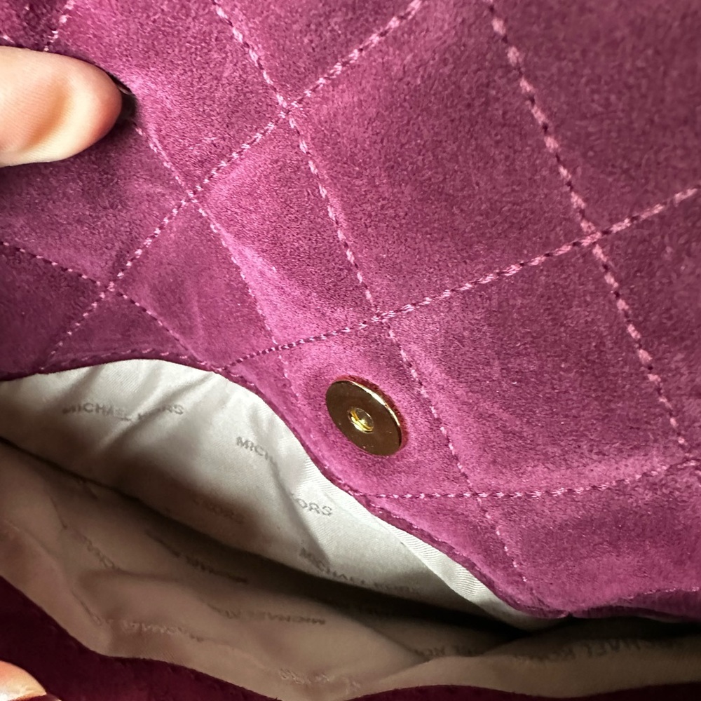 Michael Kors Quilted Plum Suede Shoulder Bag with Gold Chain - Picture 15 of 16